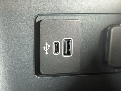 2026 Ford Explorer — photo 25 view