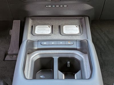 2027 Kia Telluride - Photo 23