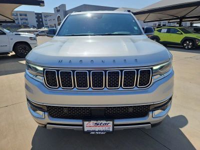 2024 Jeep Wagoneer — side profile view