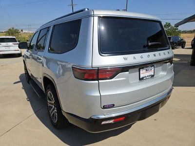 2024 Jeep Wagoneer — detail view