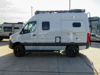 2026 Winnebago REVEL - Photo 17