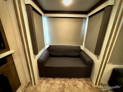 2021 Forest River Salem Grand Villa — photo 13 view