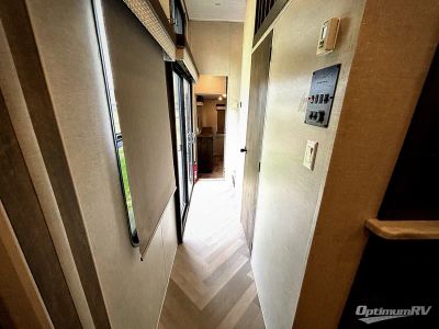 2021 Forest River Salem Grand Villa — photo 16 view