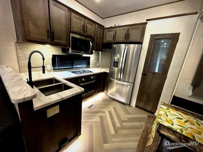 2021 Forest River Salem Grand Villa — engine compartment view
