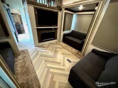 2021 Forest River Salem Grand Villa — photo 11 view