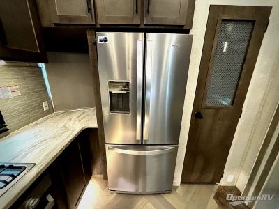 2021 Forest River Salem Grand Villa — photo 7 view