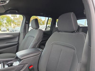 2026 Jeep Grand Cherokee — photo 11 view