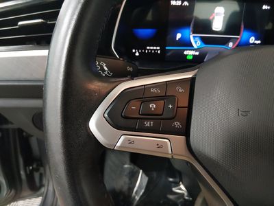 2024 Volkswagen Jetta — photo 12 view