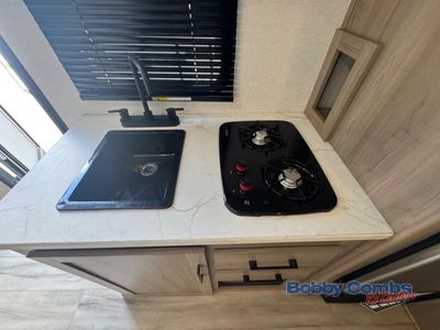 2025 Keystone RV Coleman Light - Photo 15