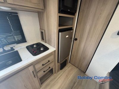 2025 Keystone RV Coleman Light - Photo 9