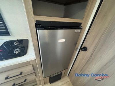 2025 Keystone RV Coleman Light - Photo 13
