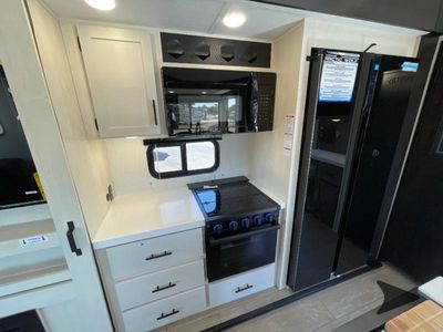 2026 Forest River RV Cherokee Arctic Wolf - Photo 38