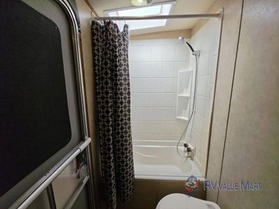 2016 Forest River RV Wildwood Heritage Glen Hyper-Lyte - Photo 24