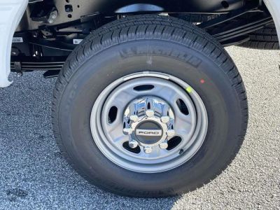 2026 Ford F-350SD — photo 21 view