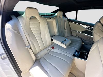 2023 BMW 8 Series — photo 23 view
