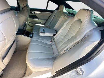 2023 BMW 8 Series — photo 20 view