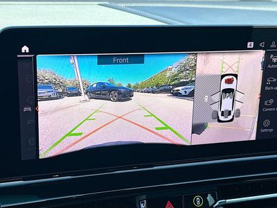 2023 BMW 8 Series — photo 13 view