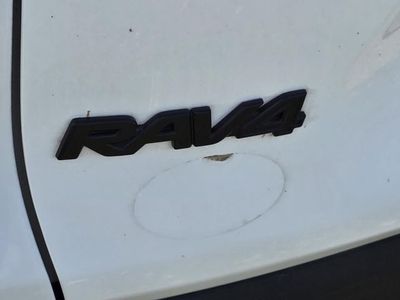 2021 Toyota RAV4 - Photo 15