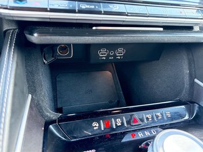2024 Jeep Wagoneer — photo 31 view