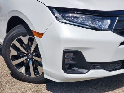 2026 Honda Odyssey — side profile view