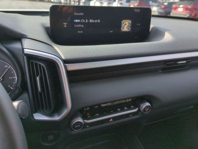 2025 Mazda CX-50 — photo 12 view