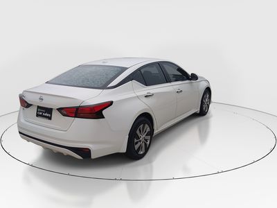 2020 Nissan Altima - Photo 7