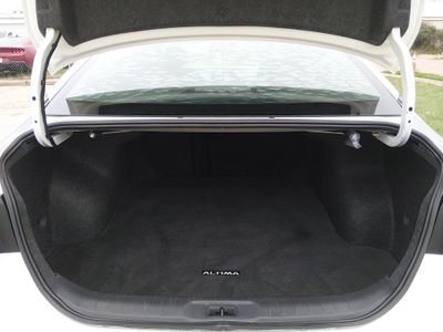 2020 Nissan Altima - Photo 11