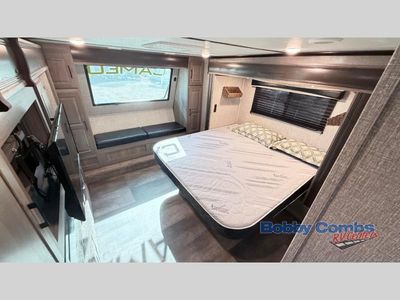 2020 CrossRoads RV Cameo — photo 13 view