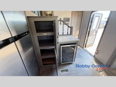 2020 CrossRoads RV Cameo — photo 7 view