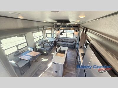 2020 CrossRoads RV Cameo — rear three-quarter view