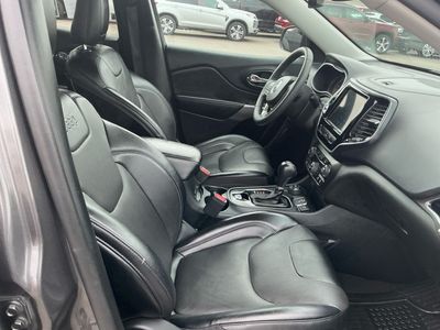 2022 Jeep Cherokee — photo 20 view