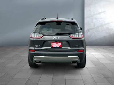 2022 Jeep Cherokee — detail view