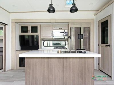 2025 Grand Design Influence — photo 15 view