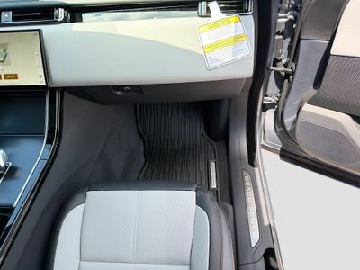 2026 Land Rover Range Rover Velar - Photo 17