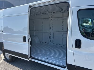 2026 RAM ProMaster 3500 - Photo 15
