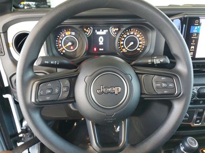 2026 Jeep Wrangler — photo 22 view