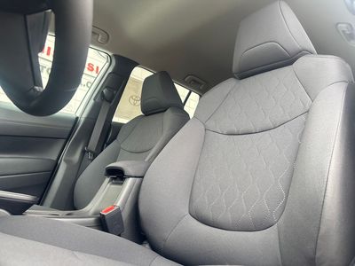 2026 Toyota Corolla Cross — photo 8 view