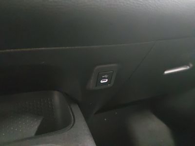 2023 Toyota Corolla - Photo 17