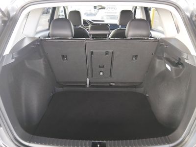 2024 Volkswagen Taos - Photo 11