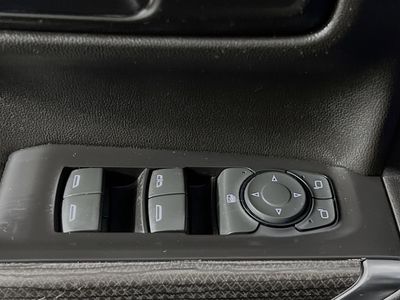 2020 Chevrolet Silverado 1500 — photo 14 view