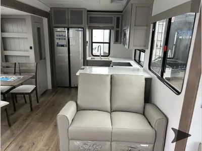 2026 Alliance RV Avenue — photo 9 view