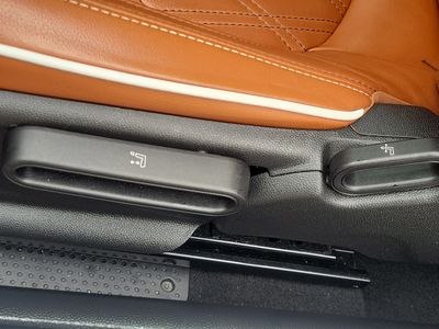 2023 MINI Hardtop 2 Door — photo 16 view
