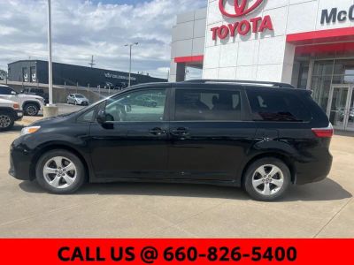 2020 Toyota Sienna - Photo 8