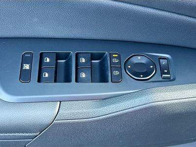 2026 Kia Sportage — photo 17 view