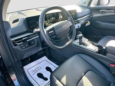 2026 Kia Sportage — photo 9 view