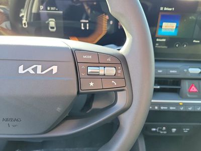 2026 Kia K4 — photo 12 view