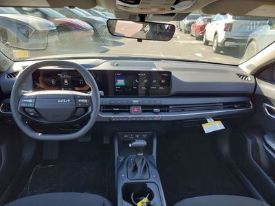 2026 Kia K4 — photo 21 view