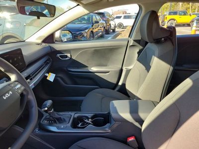 2026 Kia K4 — photo 8 view