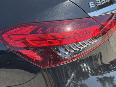 2022 Mercedes-Benz E-Class - Photo 10