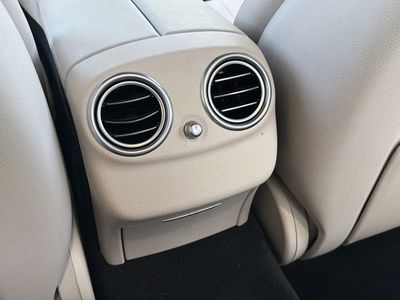 2022 Mercedes-Benz E-Class - Photo 16